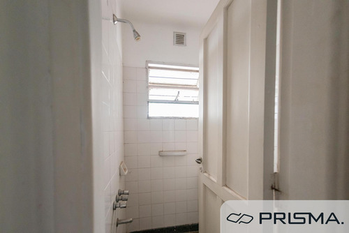 Casa - 4 Dorm - Cofico. Apta Credito