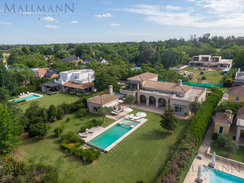 Casa En Martindale Cc | Mallmann Propiedades