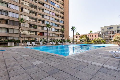 Vende 1d+1b Cocina Integrada, Frente Al Parque Forestal