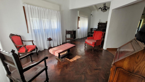 Imagen 3 de 21 de Chalet - Castelar Norte - 4 C/de La Estacion