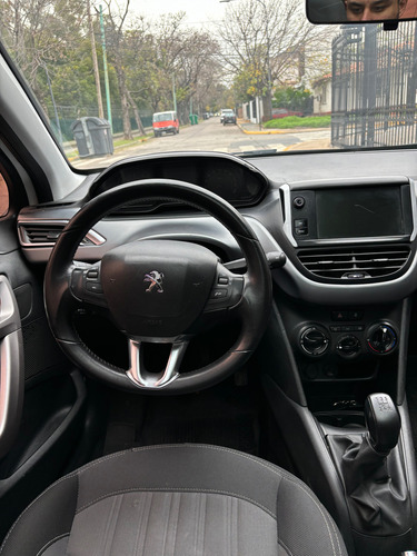 Peugeot 208 1.6 Allure