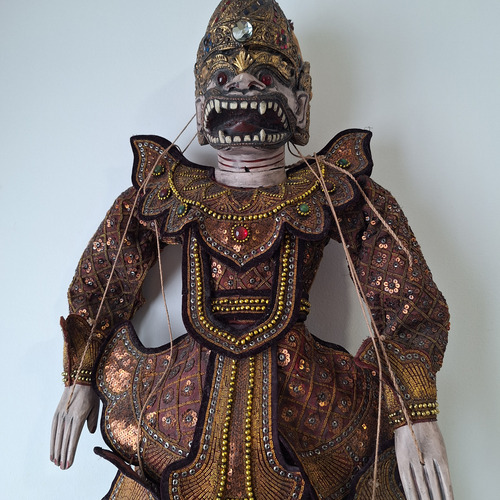Marioneta De Birmania Grande (Usado)