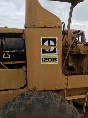 Motoniveladora Caterpillar 120 B