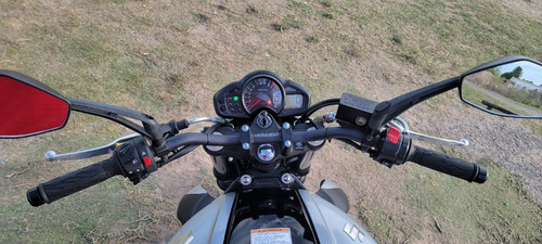 Imagen 4 de 6 de Suzuki Gladius 650