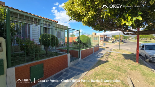 Casa En Esquina En La Punta Sobre El Boulevard Principal