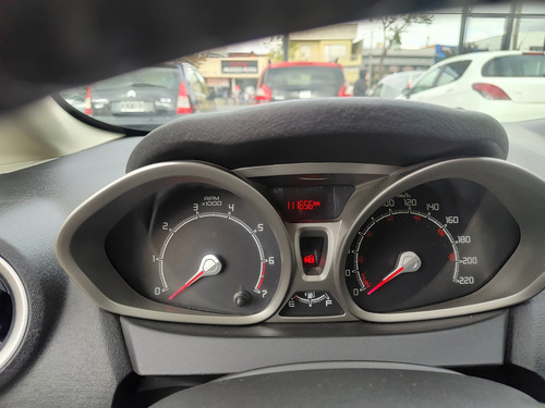 Ford Fiesta Kinetic 1.6 Titanium 120cv