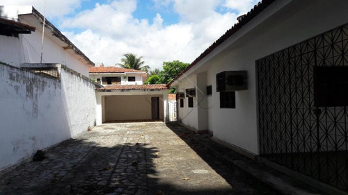 Imagem 3 de 10 de Casas - Ref: V716