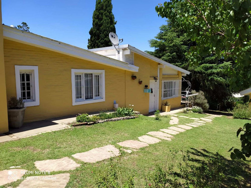 Imagen 5 de 30 de Venta Complejo 4 Cabañas En Villa Giardino