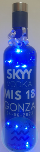Souvenirs Centro De Mesa Botella Luminosa Skyy Personalizada