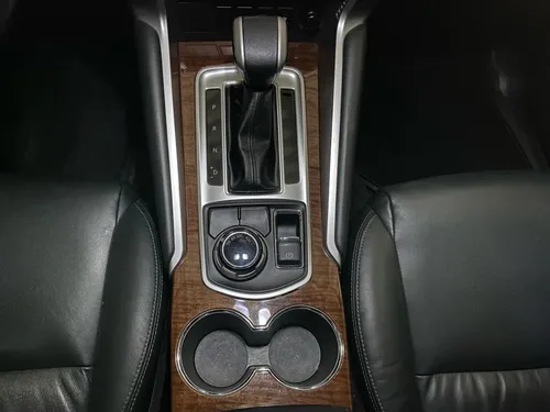Mitsubishi Montero 2019