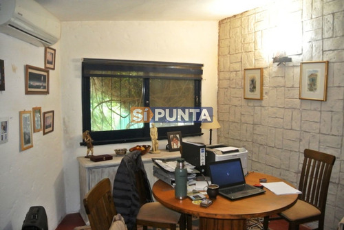 Imagen 6 de 23 de Casa En Venta En El Tesoro, Cerca De La Playa