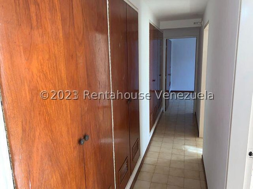 Se Vende Casa En Colinas De Bello Monte Mls #24-1232
