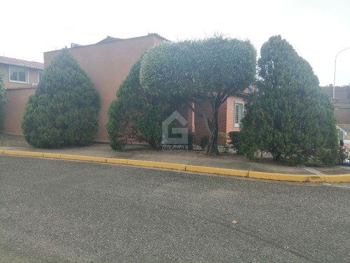 Imagen 2 de 17 de Townhouse Quintas De Naguanagua, Novedoso Conjunto Residencial