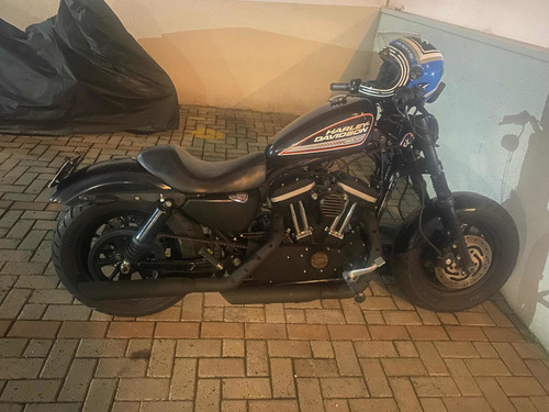 Imagem 3 de 3 de Harley Davidson Sportster Xl 883r