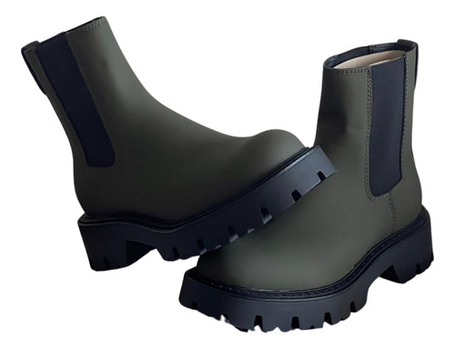 Bota Zara Chelsea Tratorada Verde Militar Emborrachada Fosca