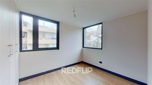 Duplex En Venta De 3 Dorm. Julio Nieto En Providencia