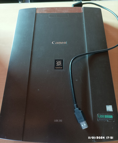 Escaner Plano Canon Lide 400 4800x4800 Color Negro