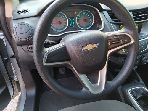 Imagen 10 de 15 de Chevrolet Aveo 2018 Ls Mt