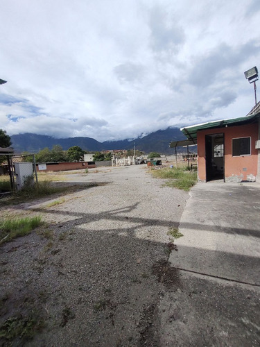 Se Alquila Terreno 3920m2. Guatire.