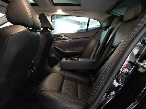 Imagen 13 de 15 de Nissan Maxima 2018 4p Exclusive V6/3.5 Aut
