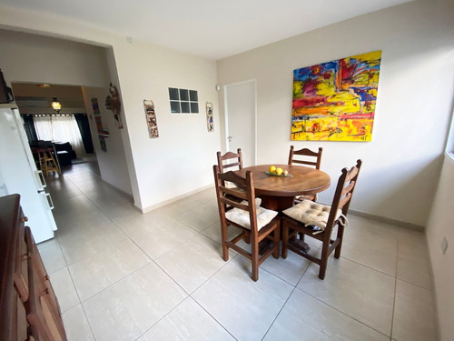 Imagen 16 de 30 de Venta Casa 4 Amb Hurlingham Quincho Parque Cochera