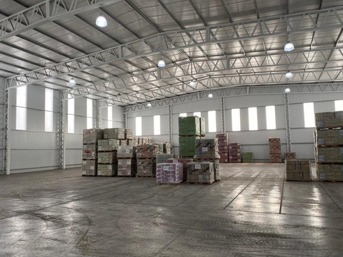 Venta De Galpon 1200 M2 En Parque Industrial - Moreno