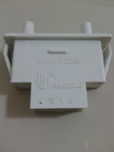 Switch Nevera Asiatica 3 Terminales