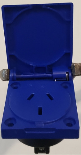 Toma Panel Embutir 2p + T 10a Scame Color Azul