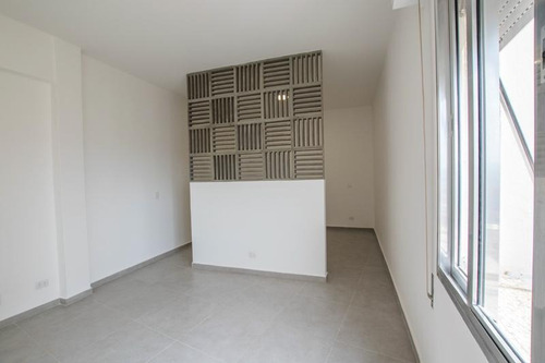 Imagem 3 de 30 de Apartamento Tipo Studio Para Alugar, 30 M² Por R$ 1.650/mês - Centro - São Paulo/sp - Ap19643