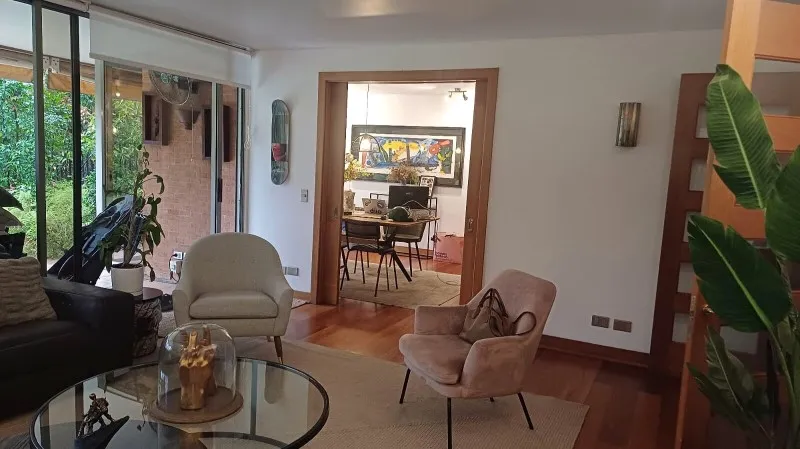 Imagen 3 de 18 de Departamento Con Jardín Privado En Santa María De Manquehue