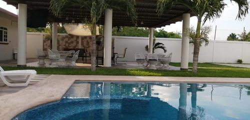 Renta Casa Con Alberca 1 Hab Col. Calzada Tuxpan Veracruz