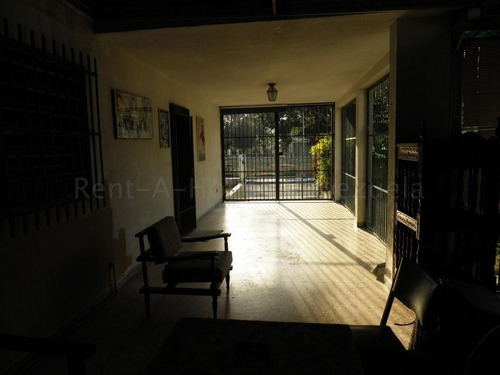 Imagen 9 de 14 de Leida Falcon Rentahouse Vende Casa En Trigal Centro Valencia 22-3967lf