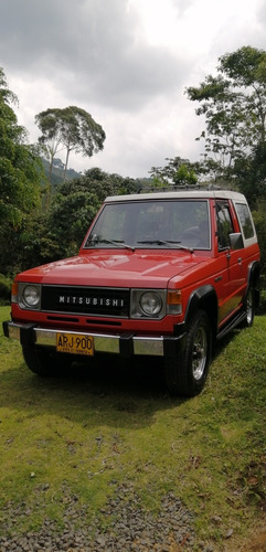 Mitsubishi Montero 1984 2.6 L042 Cabinado