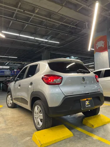 Renault Kwid 1.0 Outsider Mt