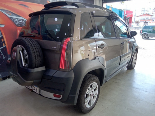 Imagem 4 de 10 de Fiat Idea 2012 1.8 16v Adventure Flex Dualogic 5p