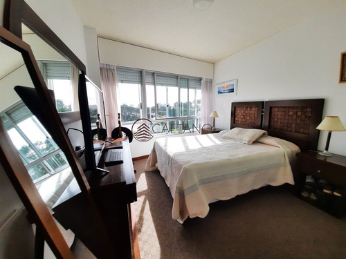 Imagen 18 de 21 de Apartamento Reciclado En Edificio Dormar No Se Lo Pierda! - Punta Del Este Roosevelt