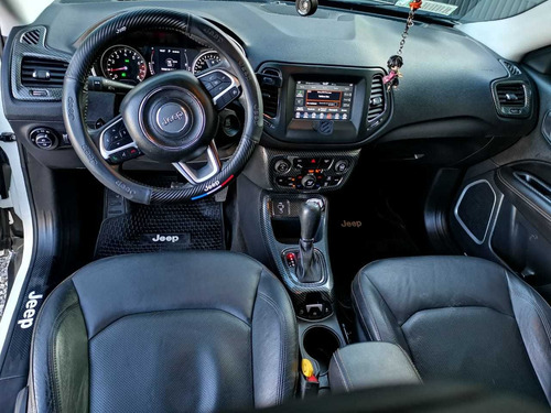 Imagen 9 de 12 de Jeep Compass Longuitud 2019 Longitude