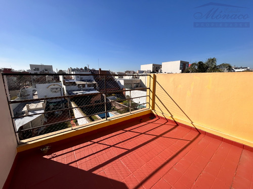 Unico! Ph 2 Amb En Duplex Con Terraza Propia!  67m2 Totales