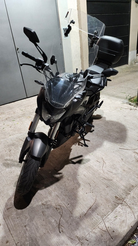 Imagen 3 de 4 de Bajaj Dominar D400 Ug Fin 2020 - 16000km C/baul Y Parabrisas