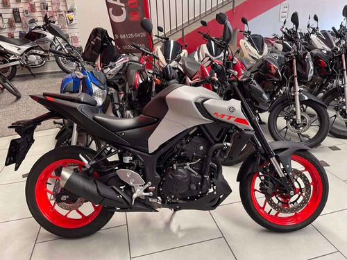 Imagem 2 de 8 de Yamaha Mt-03