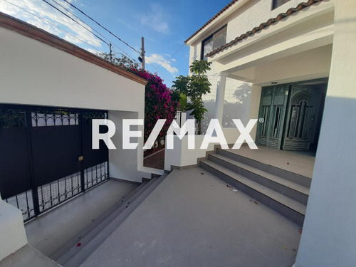 Casa En Condominio En Venta Colinas Del Parque