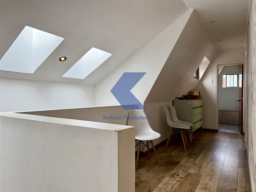 Casa En Venta De 4 Dorm. Mas Estar En Ñuñoa