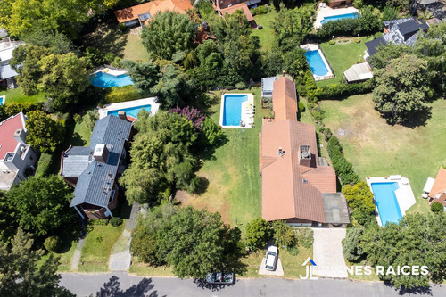 Casa En Venta En Los Cardales Country Club, Campana