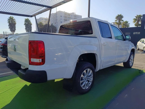 Volkswagen Amarok TREDLINE 4X2 MT