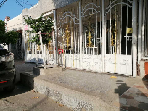 Rentable Casa Multifamiliar En Sector Cerca Sociedad Portuaria 010