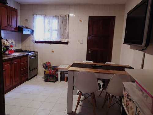 Imagen 10 de 14 de Hermosa Casa Ph 3 Amb. - Todos Los Servicios Conectados - Ba