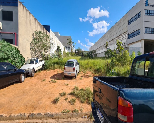 Imagem 6 de 12 de Terreno À Venda No Iporanga - Sorocaba/sp - Tr04029 - 70997272
