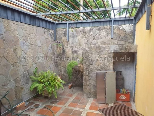 Imagen 17 de 30 de Casa En Venta En Barquisimeto. Zona Centro, Selena Pacheco Tlf. 04245197639. Cód. 21-19623. Lara, Venezuela