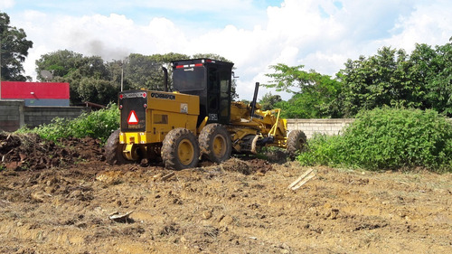 Motoniveladora Champion 715a