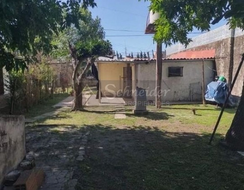 Imagen 2 de 5 de Se Vende O Permuta Lote En Castelar Norte